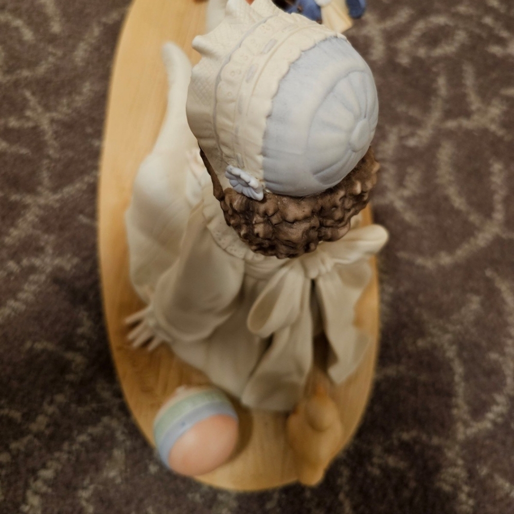 Jan Hagara Renny & Bluebeary Limited Edition Porcelain Figurine W20290 1989 - Picture 4 of 12